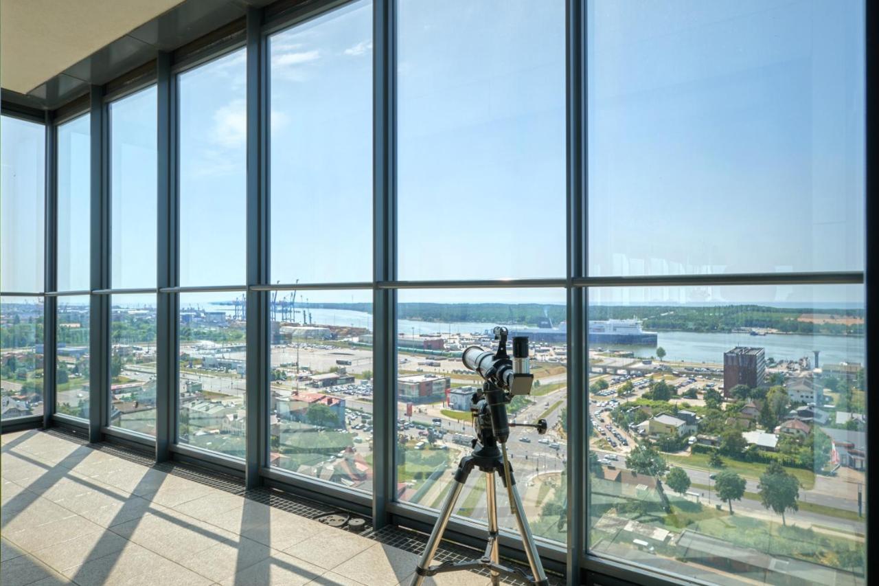 Sea View Apartment On 19Th Floor Klaipėda Buitenkant foto